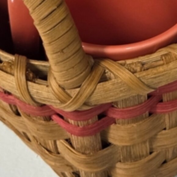 Vintage Basket Bundle +    Coral Mugs in Basket + Cornucopia and Take Note Pad - Picture 2 of 12